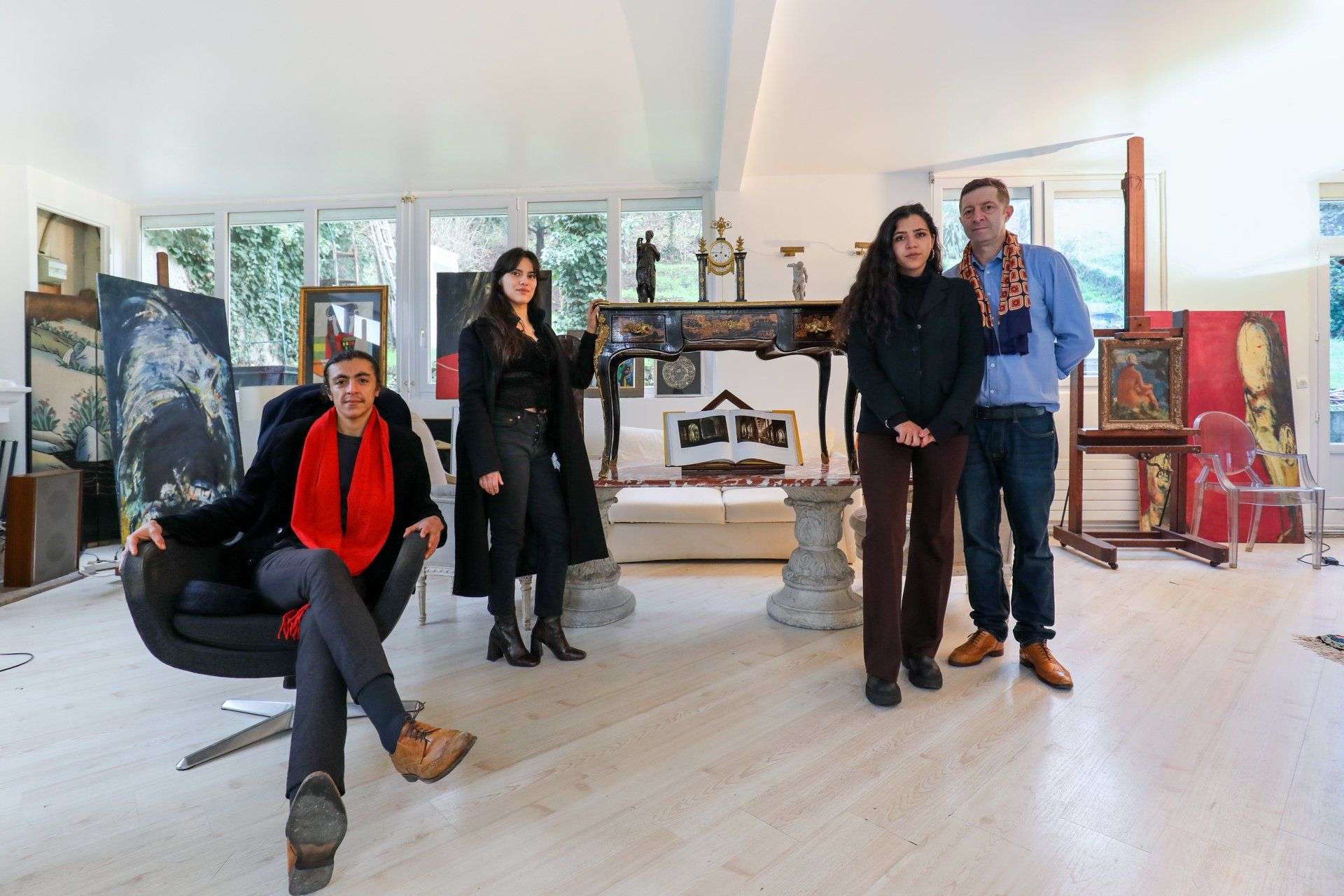 Famille d'antiquaires Le Doré À propos