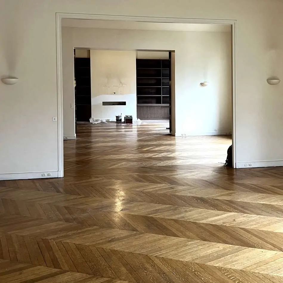 IMG_0634_2_CARREE Appartement dans les combles débarrassé et propre après un nettoyage total par nos soins