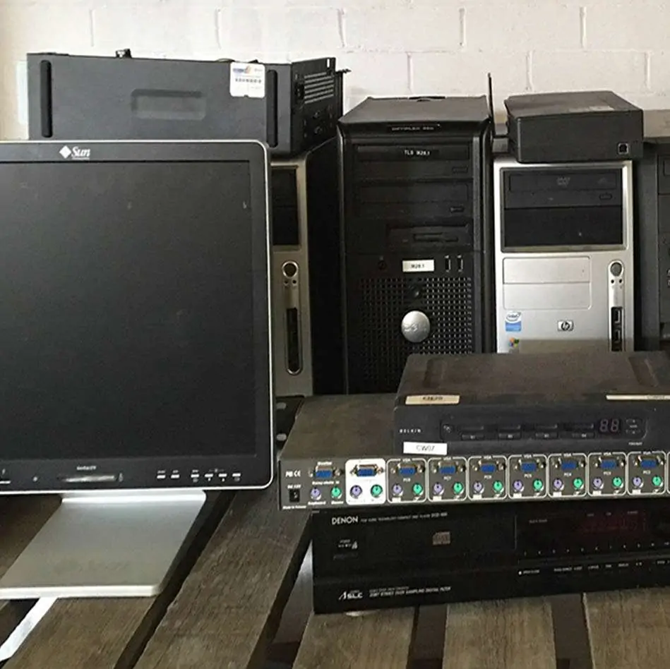 ordinateurs Débarras d'équipement de bureau, ordinateurs Mac, PC et photocopieurs