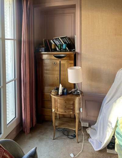 Chambre encombrée