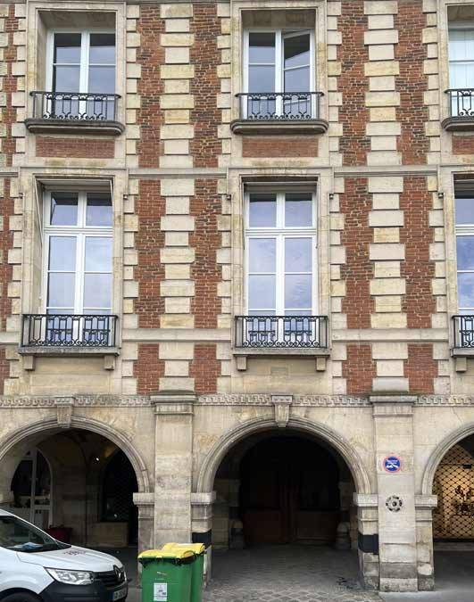 Débarras Place des Vosges – Le Marais, Paris 4e
