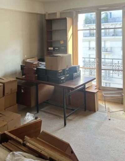 Bureau encombré