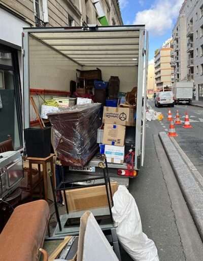 Camion dans la rue