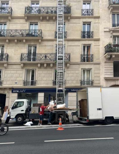Débarras appartement rue Claude Bernard, 75005, Monte-meubles