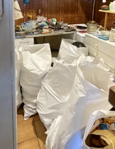 Débarras appartement Rue Monge, Paris 75005, cuisine
