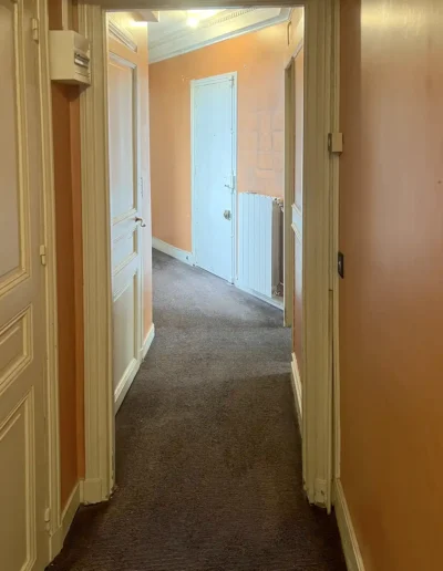 Debarras appartement rue Cauilancourt apris 18, couloir vide
