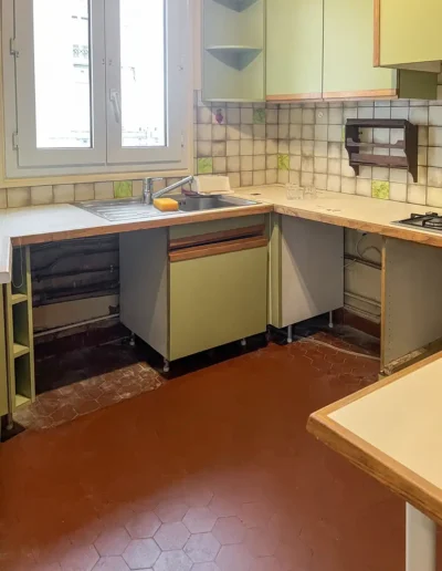 Debarras appartement rue Cauilancourt apris 18, cuisine vide
