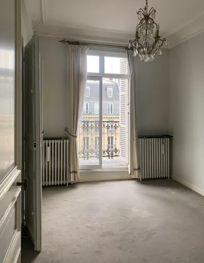 Boulevard Raspail – Débarras valorisé à Paris 6e 19 Débarras valorisé appartement Boulevard Raspail Paris 75006, Chambre 2 vide