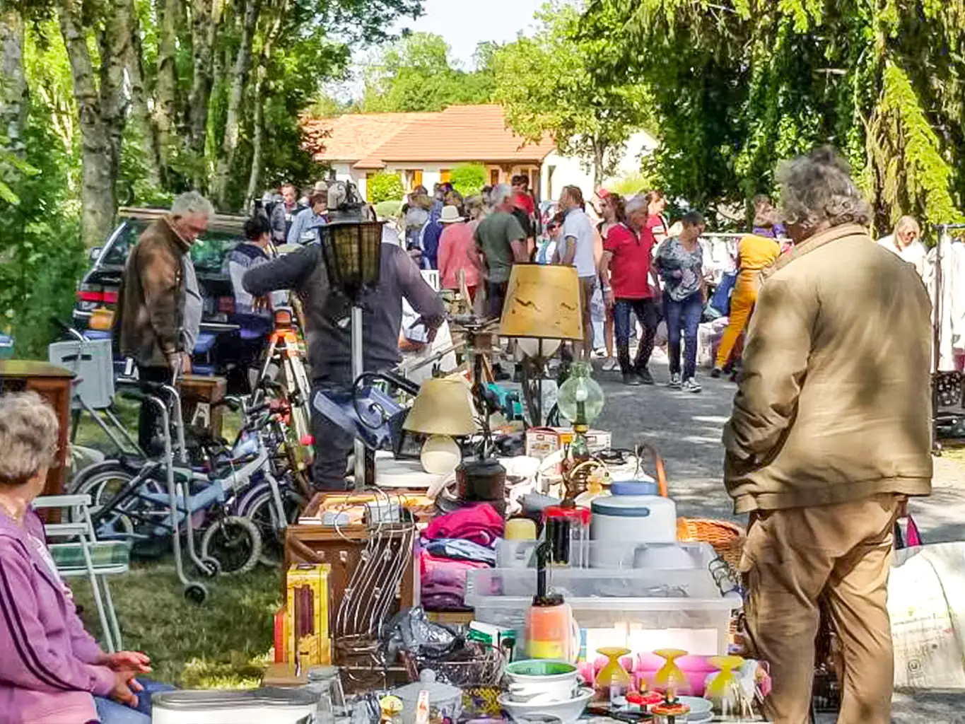 Les brocantes du mois de mai : la fête du printemps !