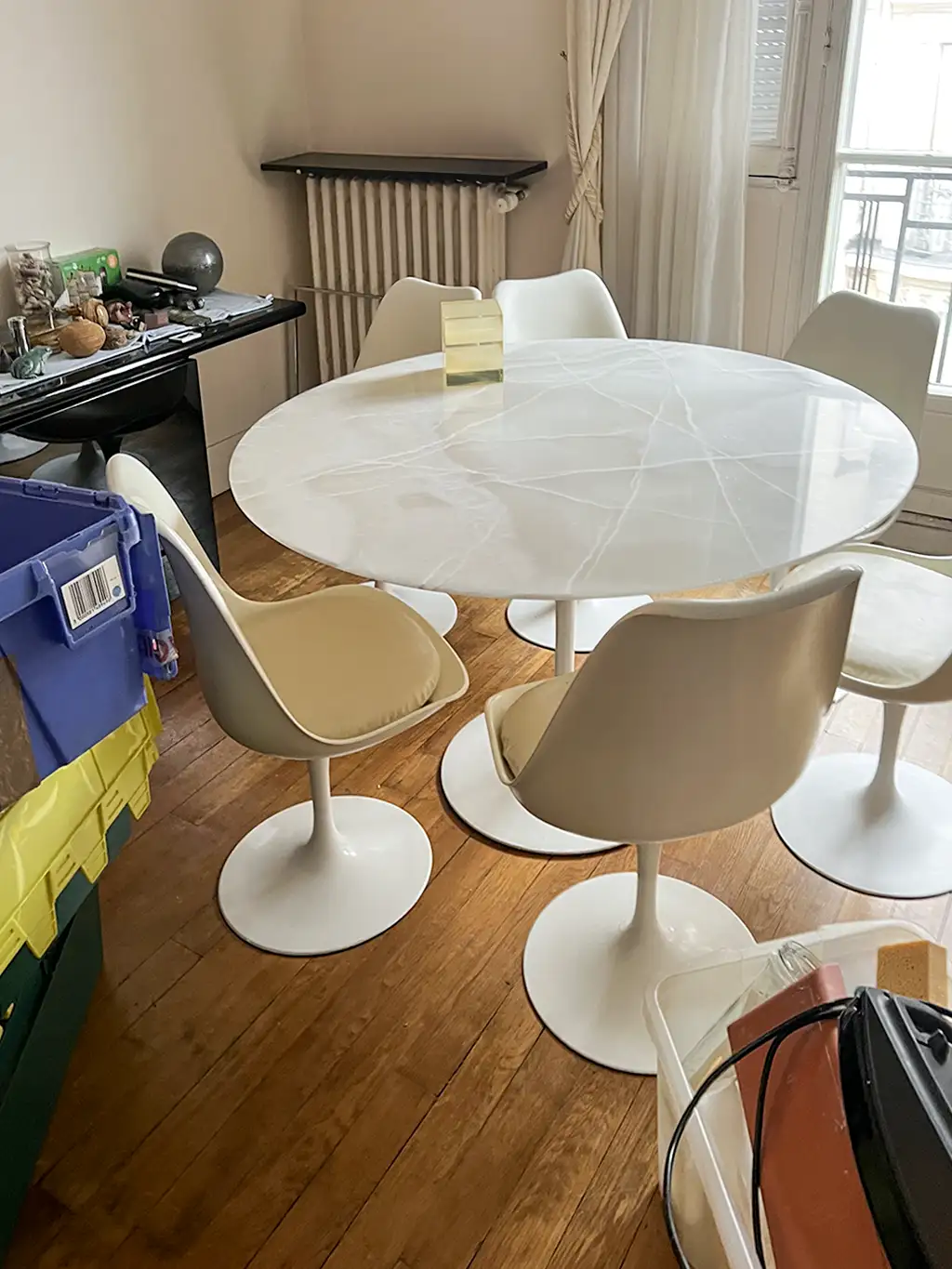 Débarras appartement à Neuilly-sur-Seine | Débarras Le Doré 1 Debarras appartement Neuilly sur Seine, Salle a manger Knoll