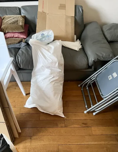 Débarras appartement à Neuilly-sur-Seine | Débarras Le Doré 3 Debarras-appartement-rue-frederic-passy-neuilly-su-seine-salon-2