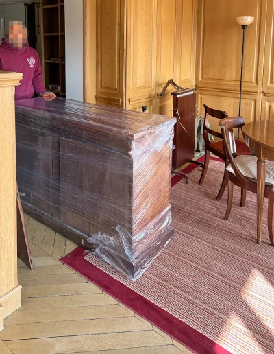 Débarras d'un appartement Av Rapp, Paris 75007, Salon