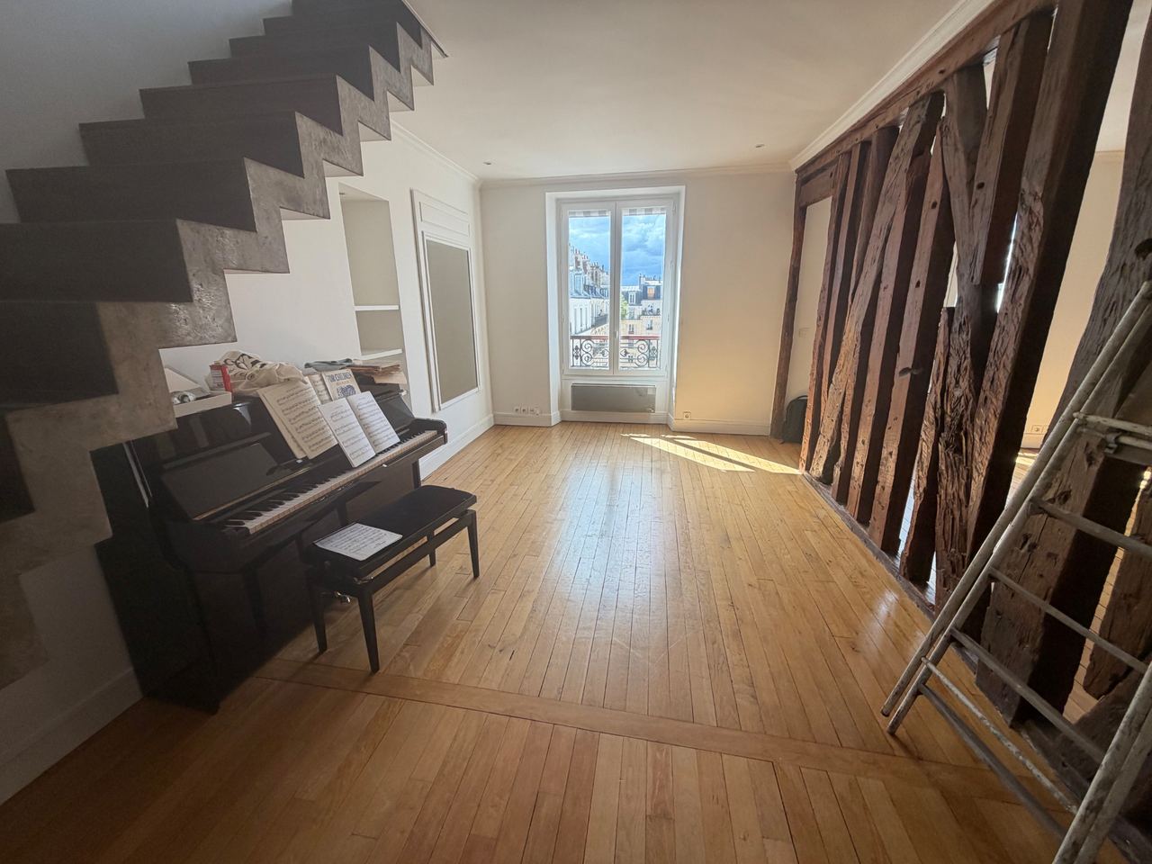 Débarras d'un duplex à paris, séjour