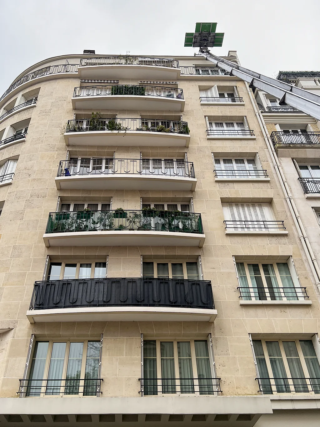 Porte d’Auteuil – Intervention valorisée rue Chanez, Paris 16