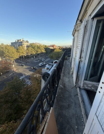Débarras d'un appartement et de cinq caves, Paris 14e : rue de l'Observatoire, cinquième étage 1 vue de l'appartement lors du débarras paris 14e