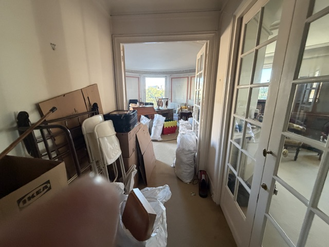 Débarras d'un appartement et de cinq caves, Paris 14e : rue de l'Observatoire, cinquième étage 12 organisation des affaires après un tri