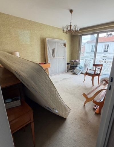Débarras appartement et caves rue des Pyrénées, Paris 20e arrondissement 5 débarras appartement et deux caves