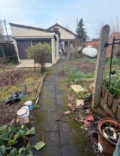 débarras d'une cabane de jardin